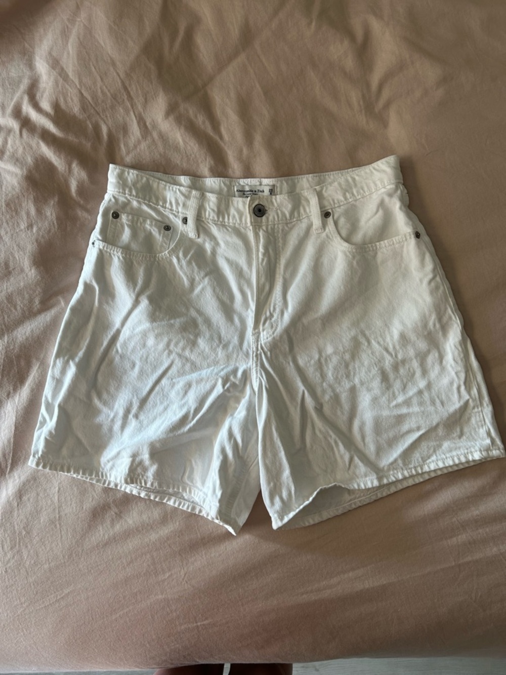 Abercrombie The Loose Short High Rise